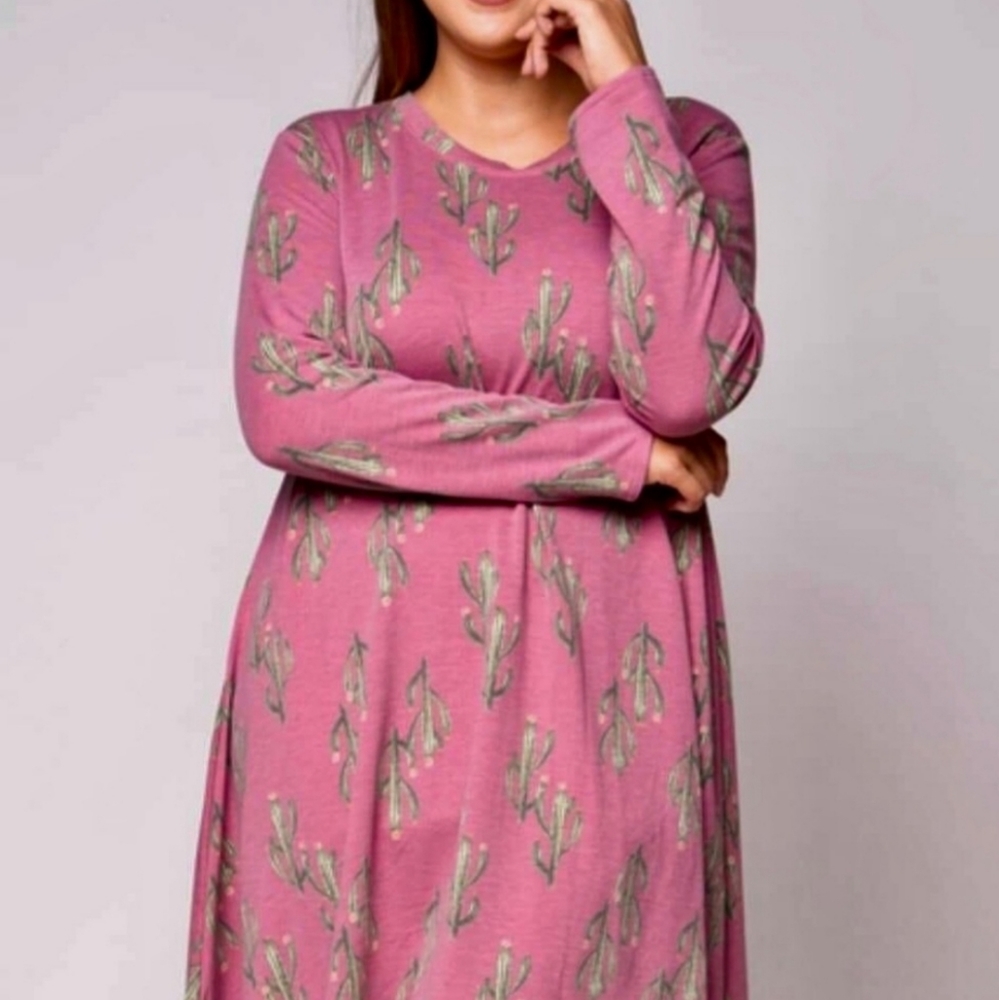 🌵🌵Cactus Print Long Sleeve knit dress- 1X - Picture 2 of 3